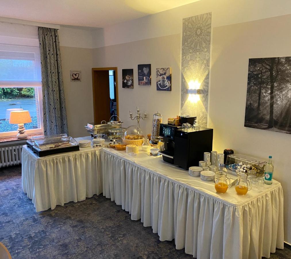 Gaestehaus Am Kurpark Hotel Garni Horn-Bad Meinberg Ngoại thất bức ảnh