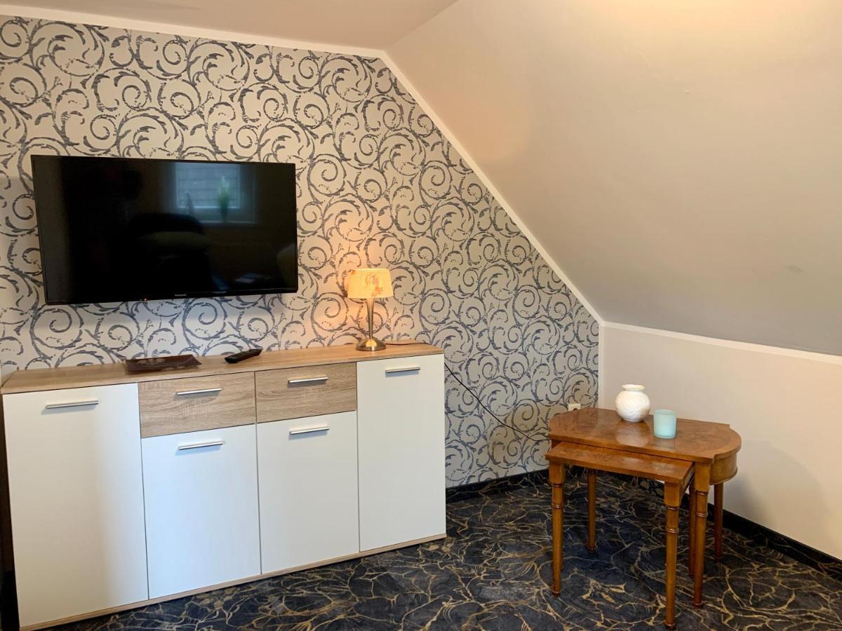 Gaestehaus Am Kurpark Hotel Garni Horn-Bad Meinberg Ngoại thất bức ảnh