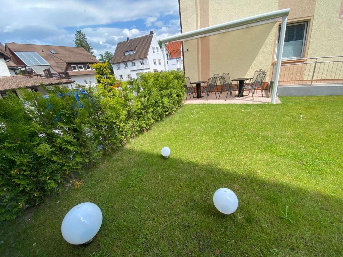 Gaestehaus Am Kurpark Hotel Garni Horn-Bad Meinberg Ngoại thất bức ảnh